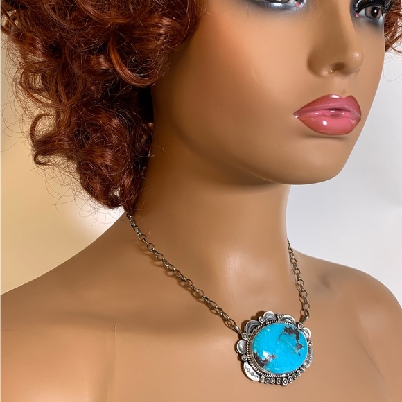 Bold Beauty: Gilbert Tom Navajo Sterling Silver & Turquoise Statement Necklace - Picture 9 of 10